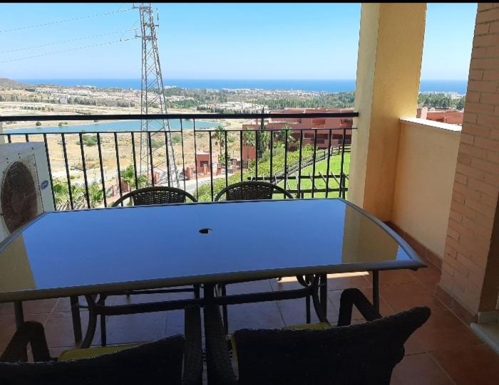 דירות El Faro Residential Alazan מראה חיצוני תמונה