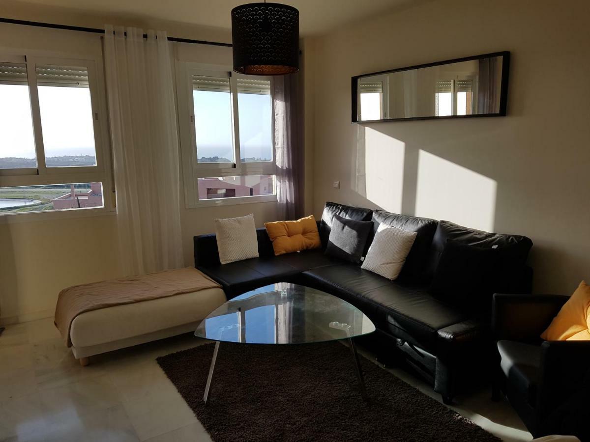 דירות El Faro Residential Alazan מראה חיצוני תמונה